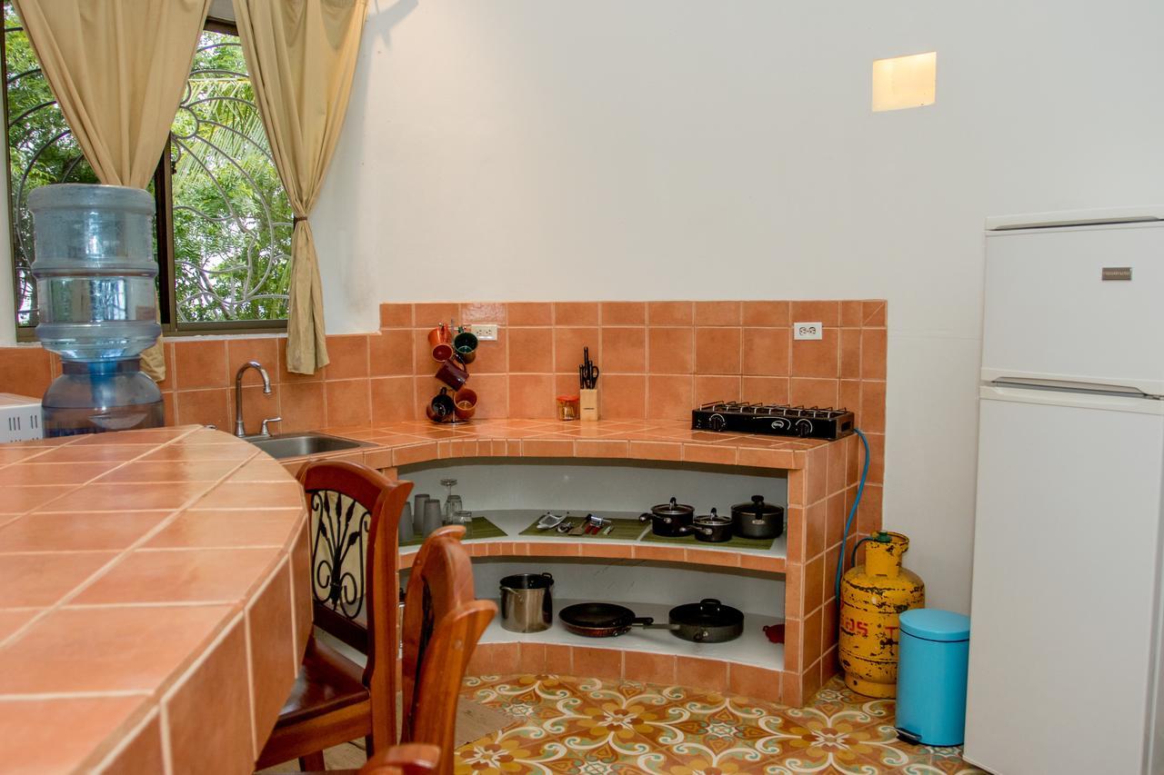 Two Brothers Surf Resort Tola Ngoại thất bức ảnh