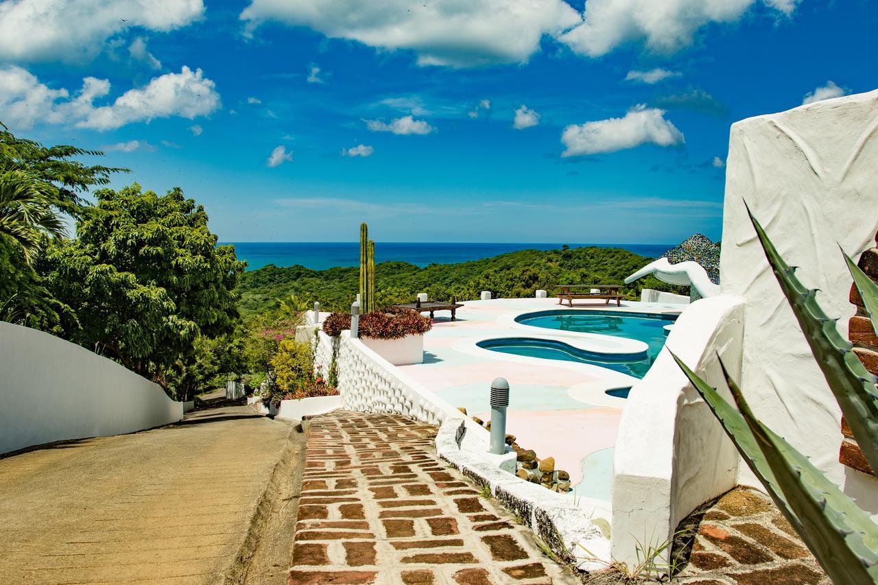 Two Brothers Surf Resort Tola Ngoại thất bức ảnh