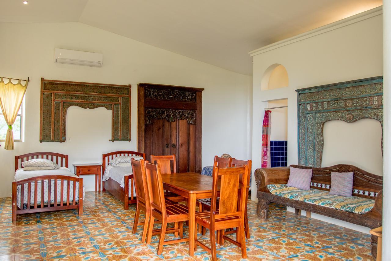 Two Brothers Surf Resort Tola Ngoại thất bức ảnh