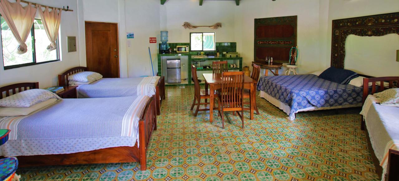 Two Brothers Surf Resort Tola Ngoại thất bức ảnh